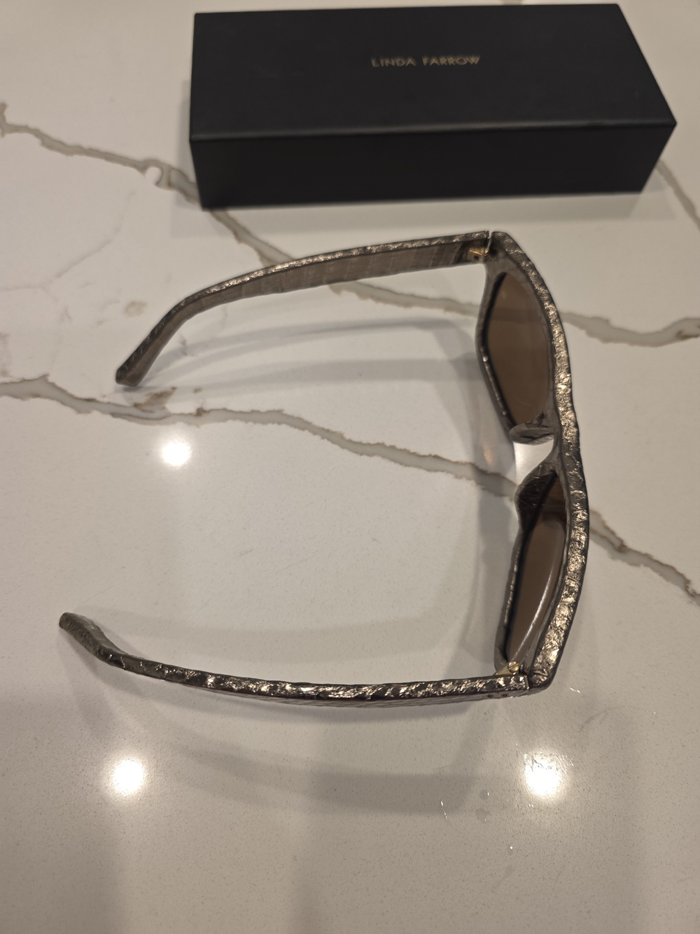 NIB Linda Farrow Gold Sunglasses with case - Picture 4 of 5